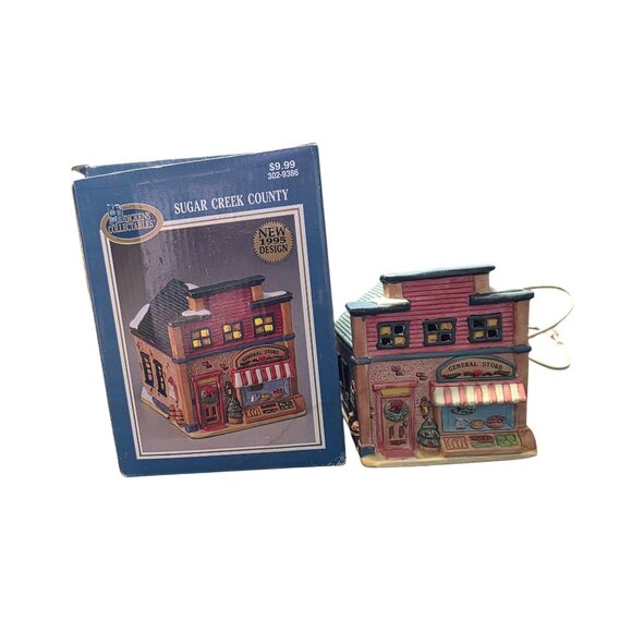 Sugar Creek County Lighted General Store Village 1995 - Picture 2 of 10